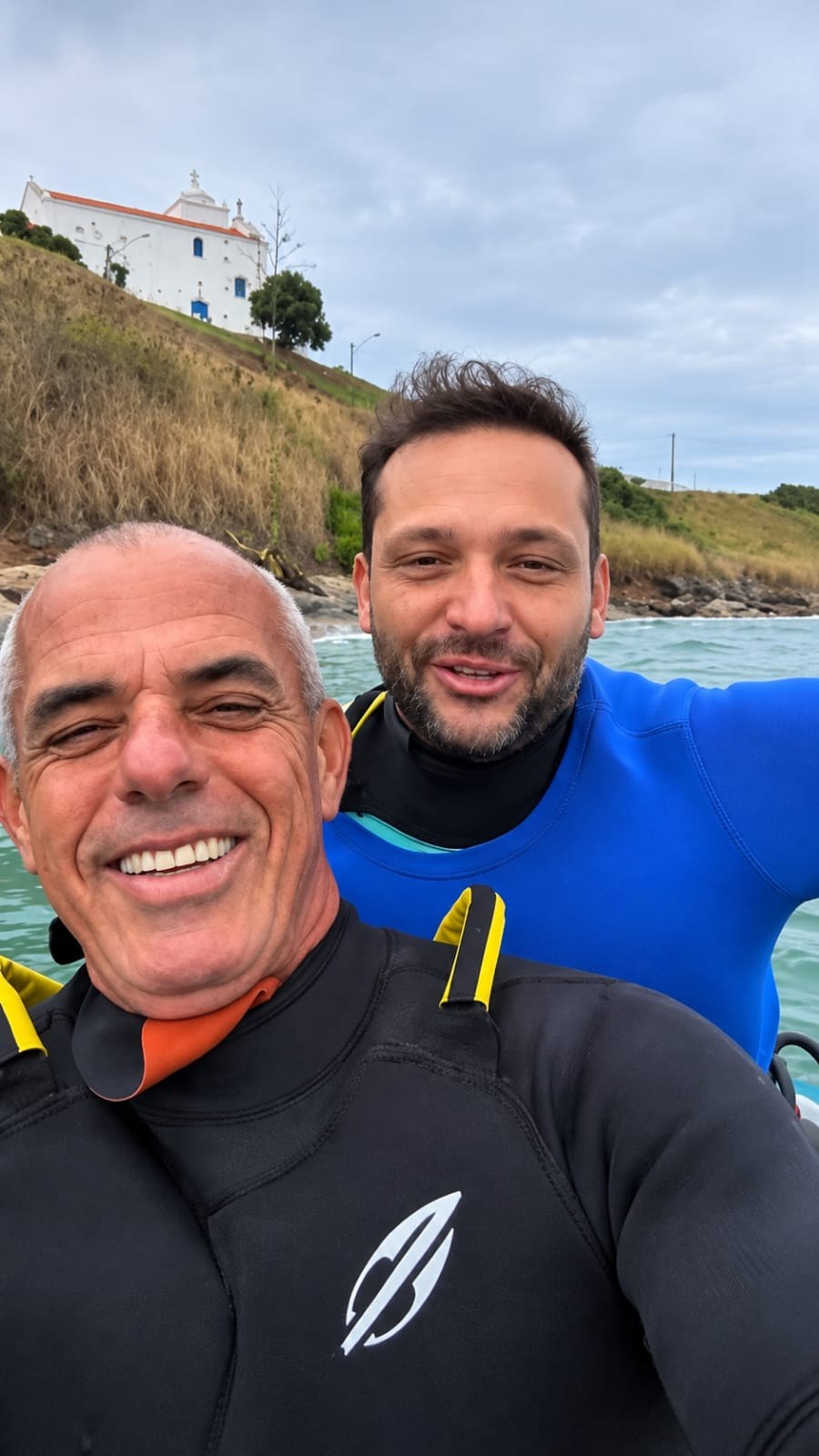 Sessão na água com Gustavo Chumbão e suporte náutico de jet ski em Saquarema